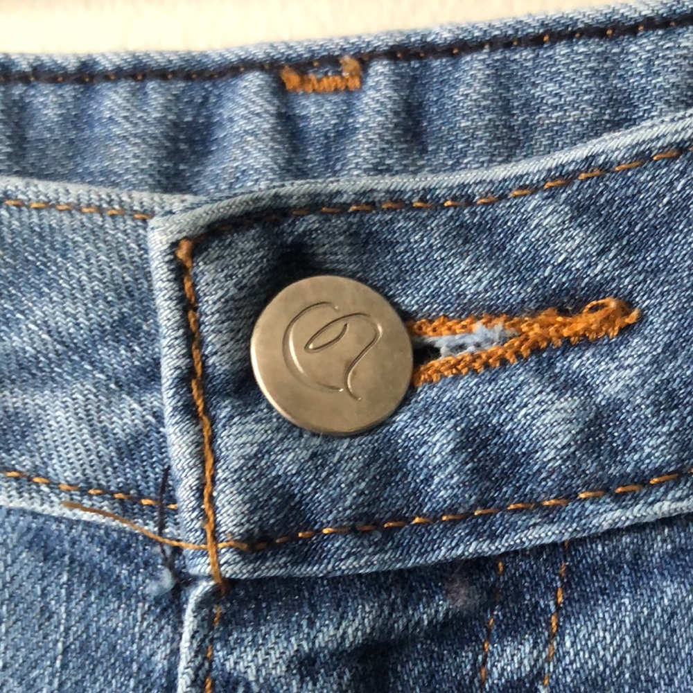 Boston Proper High Rise Bootcut Medium Wash Jeans size 8 Short - Picture 5 of 10